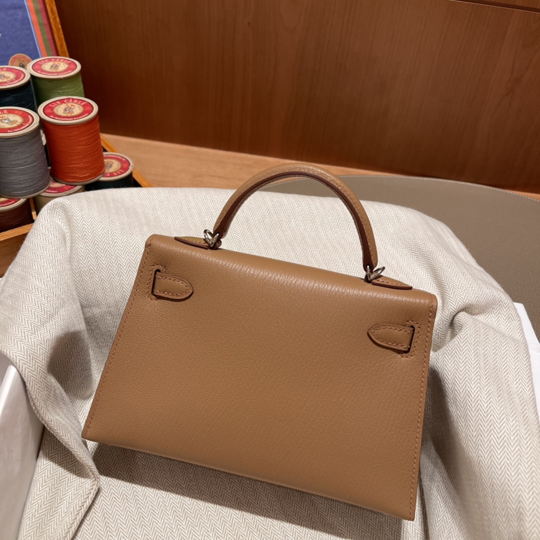 에르메스 미니 켈리백19 골드브라운 은장 염소가죽